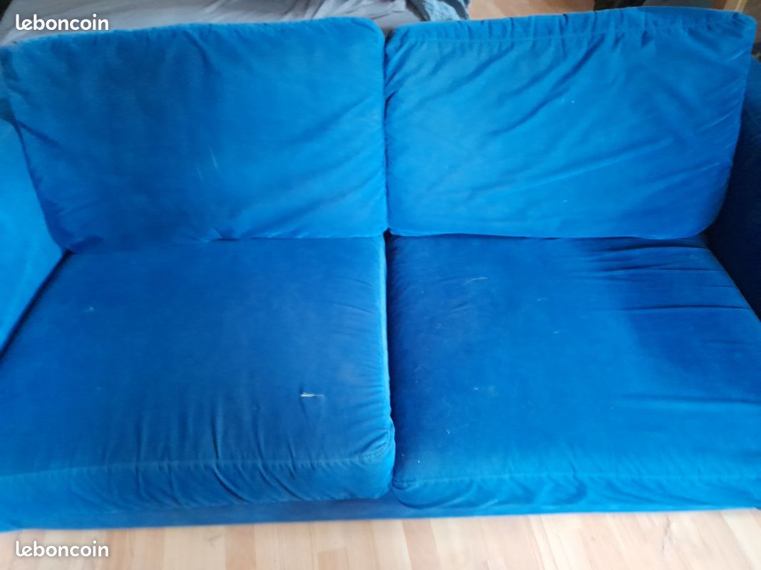 Canapé bleu (image 1)