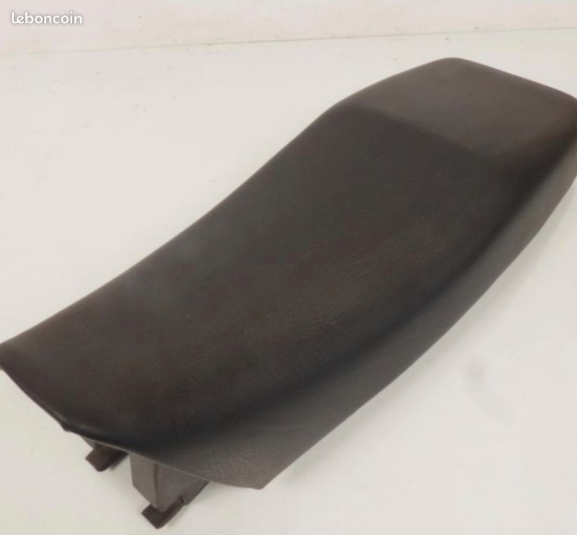 Selle Derbi fenix 50 (image 1)