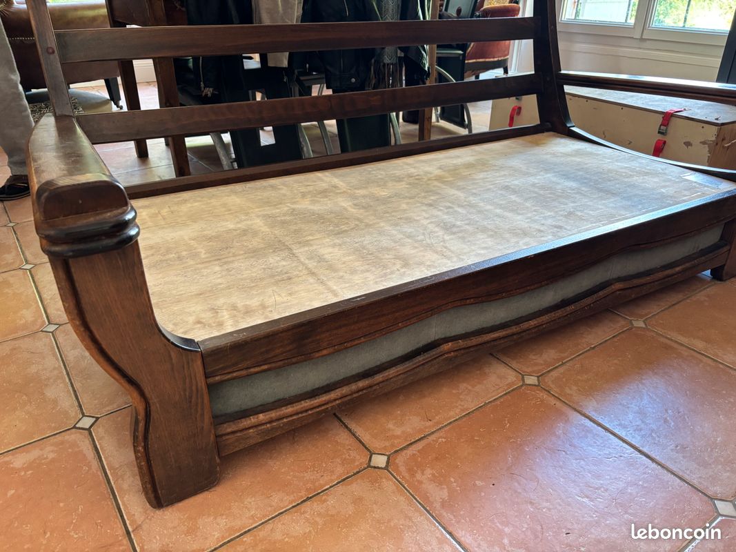 Ensemble canapé et fauteuils - à restaurer (image 4)