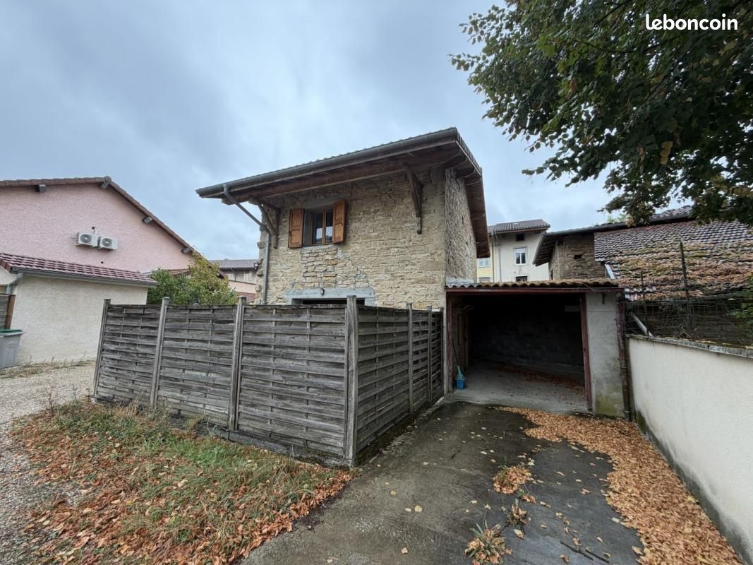 Maison 3 pièces 67 m² · à Saint-Jean-le-Vieux · 67 m² · 850 €/mois