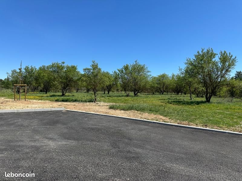 Terrain 414 m² Robion · 154 900 €