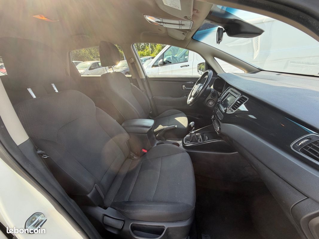 Kia carens 3 1.7 crdi 115ch isg active 7pl (image 18)