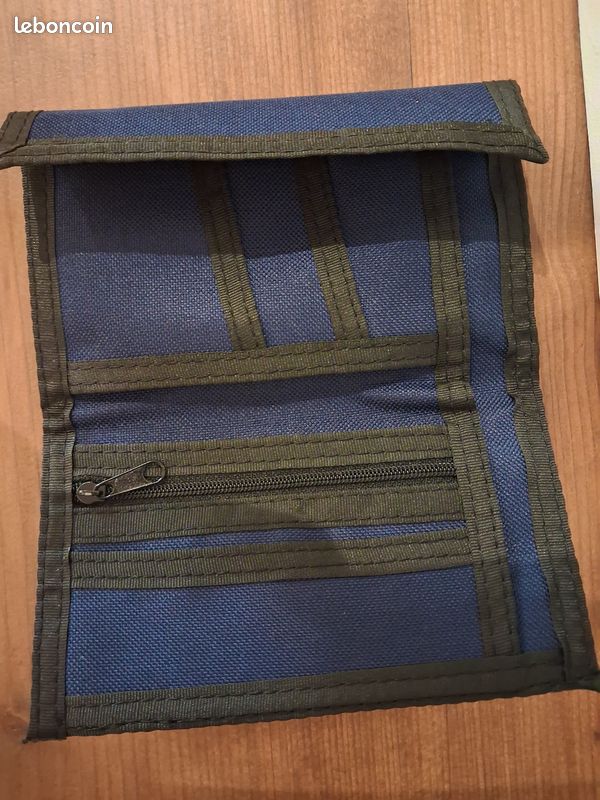 Lot complet 4 articles "Rangers Pack" (Sac sport, besace, sac à dos, portefeuille) (image 9)