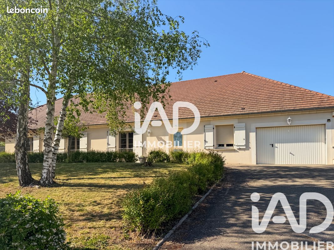 Maison 6 pièces 152 m² · à Soucy · 152 m² · 330 000 €