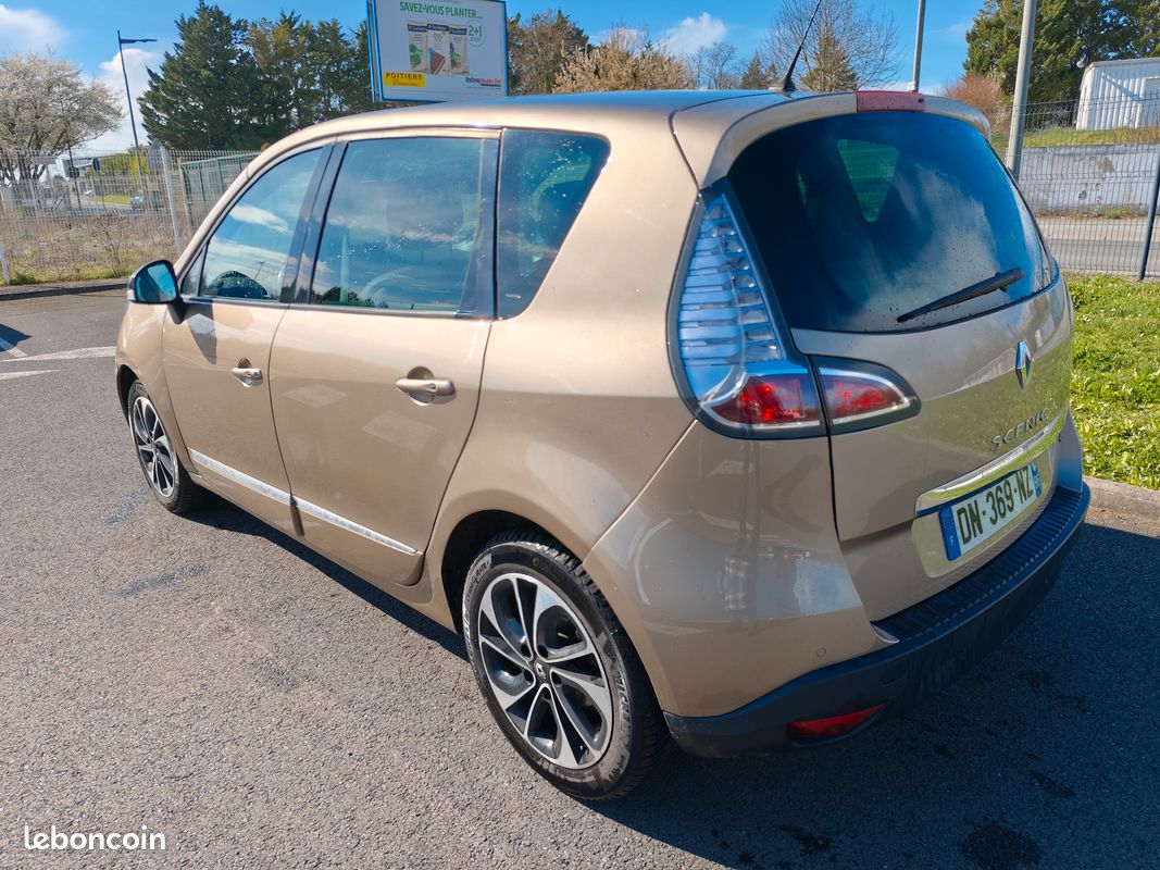 RENAULT Scénic III Phase 3 DIESEL 141000KM BOSE 1.5L 110 CV (image 10)