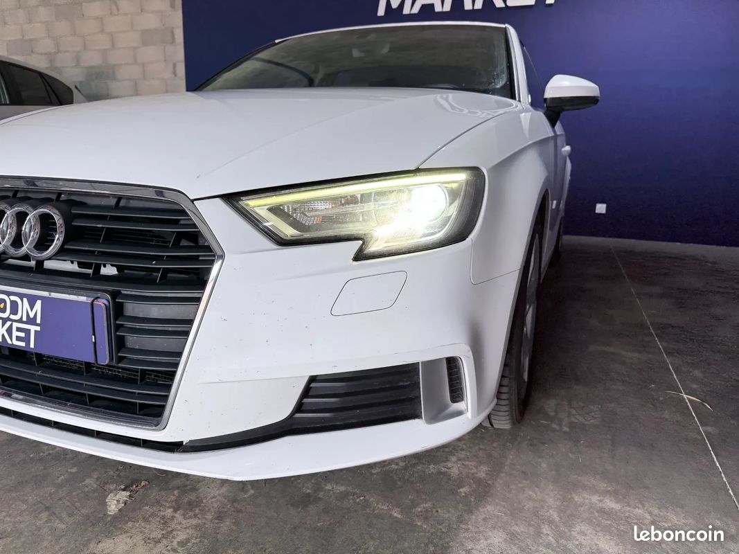 AUDI A3 1.6 D 110ch DESIGN - 2016 - Suivi complet - Phares LED - CARPLAY - DISTRIBUTION OK (image 19)