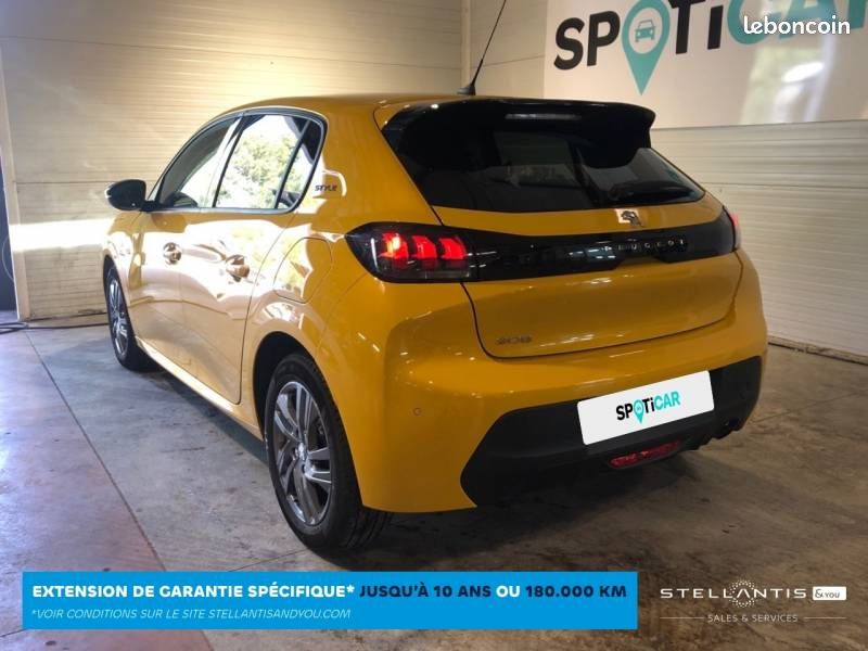 Peugeot 208 PureTech 100 S&S EAT8 Style (image 7)