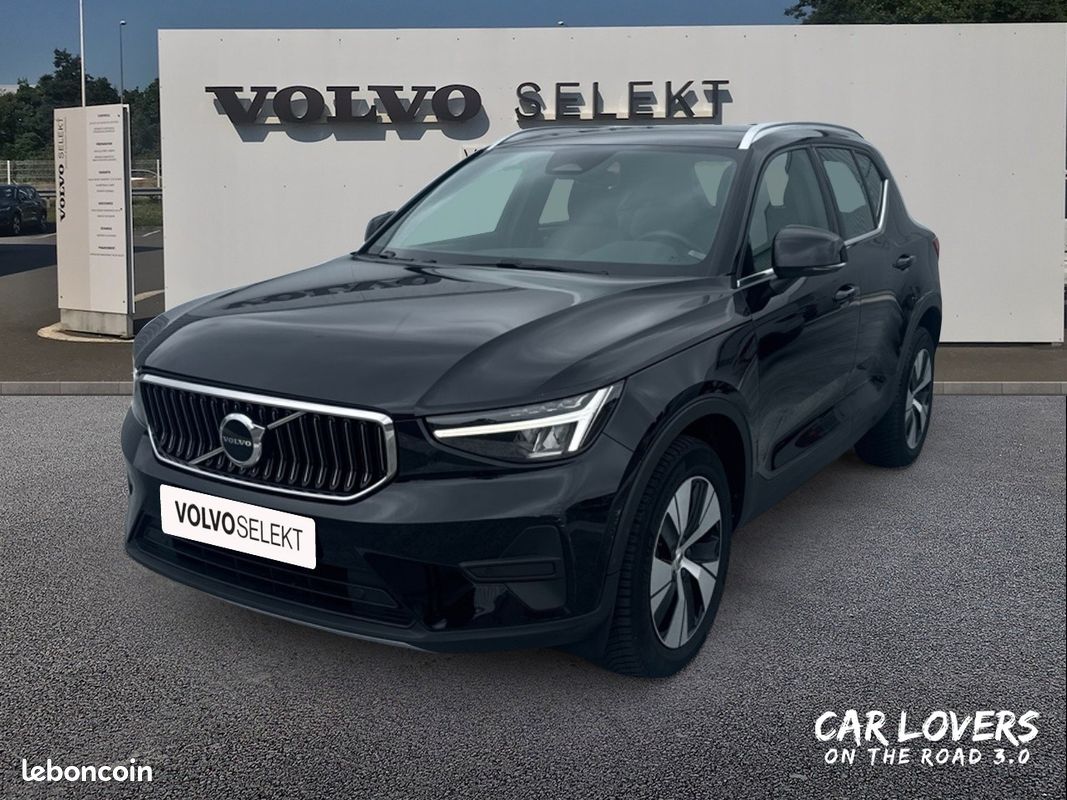 VOLVO XC40 B3 163 ch DCT7 Momentum Business (image 1)