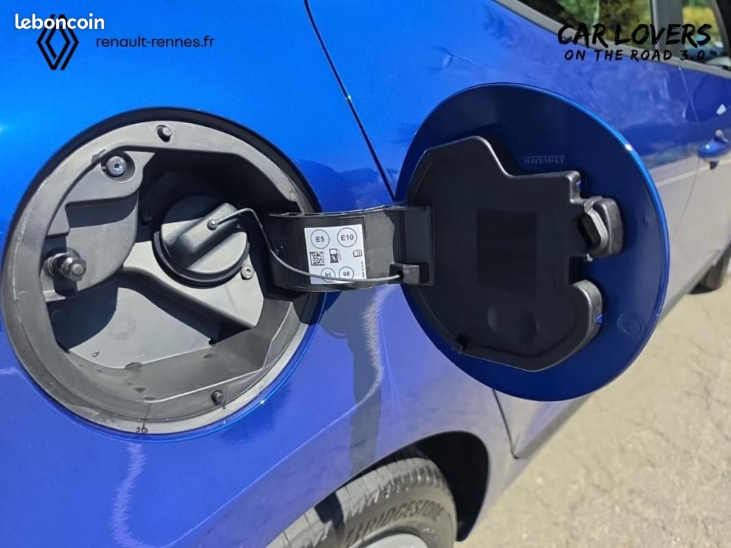 Renault Clio V E-Tech full hybrid 145 ch GSR2 Evolution (image 23)