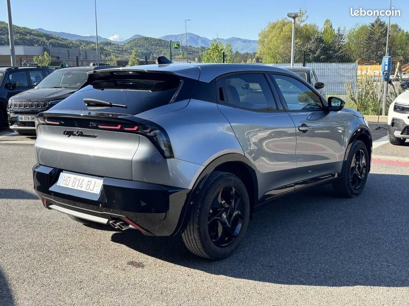 Alfa Romeo Junior 1.2 Ibrida 145 ch e-DCT6 Premium (image 5)