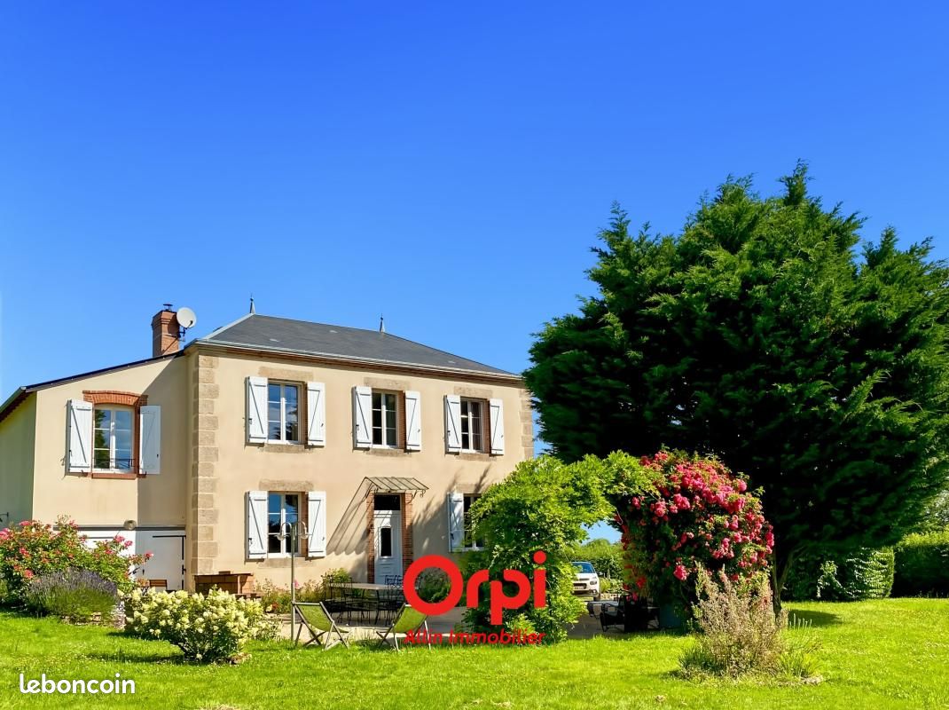 Maison 6 pièces 195 m² · à Clugnat · 195 m² · 413 400 €