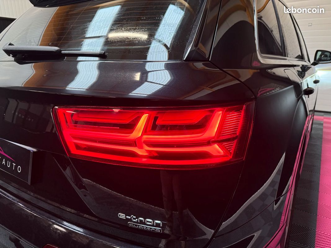 Audi Q7 3.0 V6 TDI E-TRON QUATTRO TIPTRONIC 8 AVUS EXTENDED / ATTELAGE ELECTRIQUE (image 15)