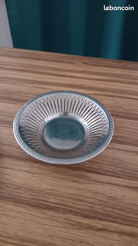 Corbeille à pain en inox (image 1)