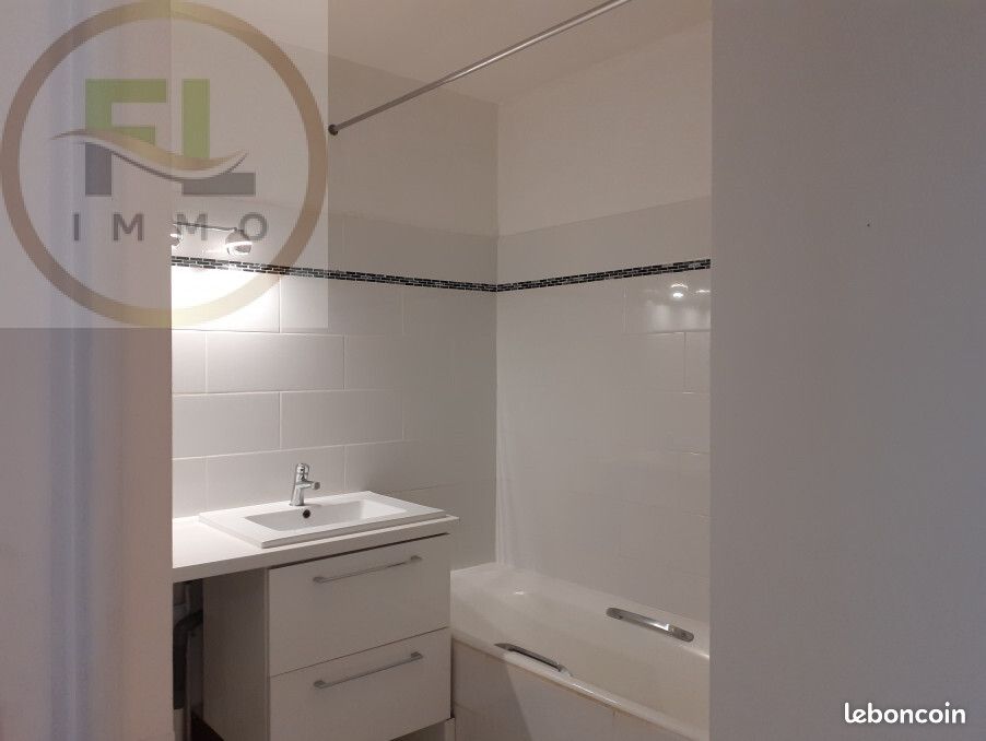 Appartement a louer poissy - 2 pièce(s) - 49 m2 - Surfyn