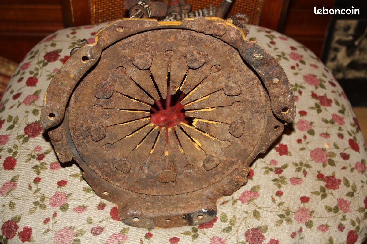 Sculpture en métal de récupération (image 4)