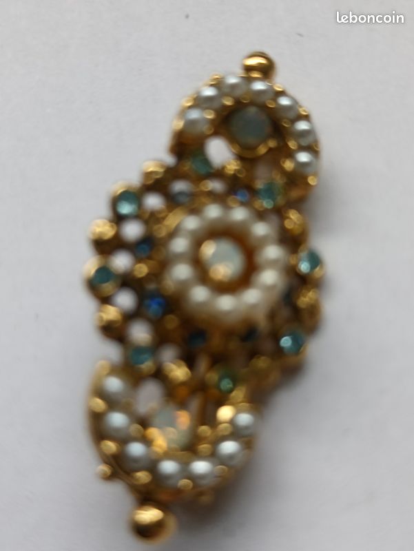 Broche Agatha avec brillants et perles (image 2)