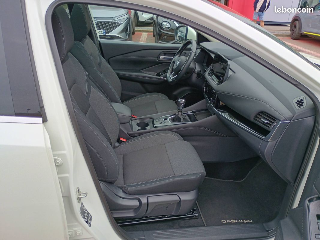 NISSAN Qashqai Mild Hybrid 140 ch N-Style (image 13)