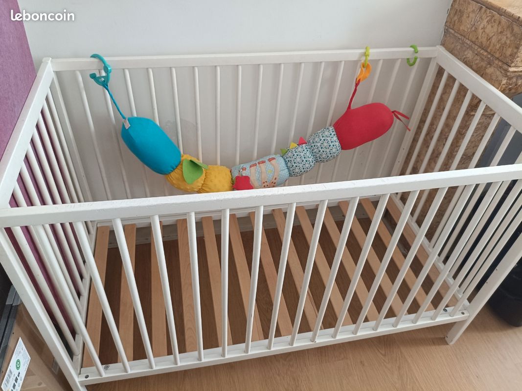 Lit de bébé blanc (image 3)