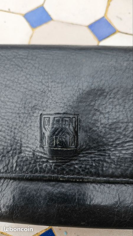 Portefeuille Porte-monnaie YUCATAN Cuir Vintage - Fabriqué En France, Occasion, Couleur Noir, Style Pochette