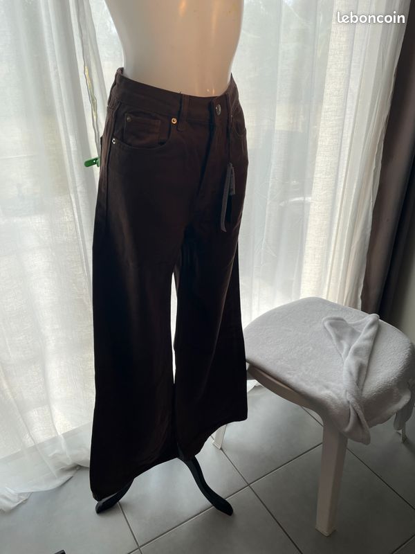 Jeans marron super wideleg marque "Stradivarius" taille 36 neuf avec étiquette (image 4)
