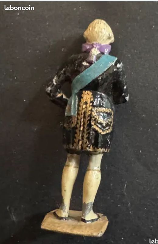 Figurine VERTUNNI – Louis-Philippe Version Chapeau #644 – Plomb Peint, 1/32e