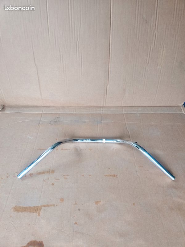 GUIDON APE HANGER B2 14 Yamaha XVS 1100/ 650 A Drag Star Classic noir EUR 149,99 - FR