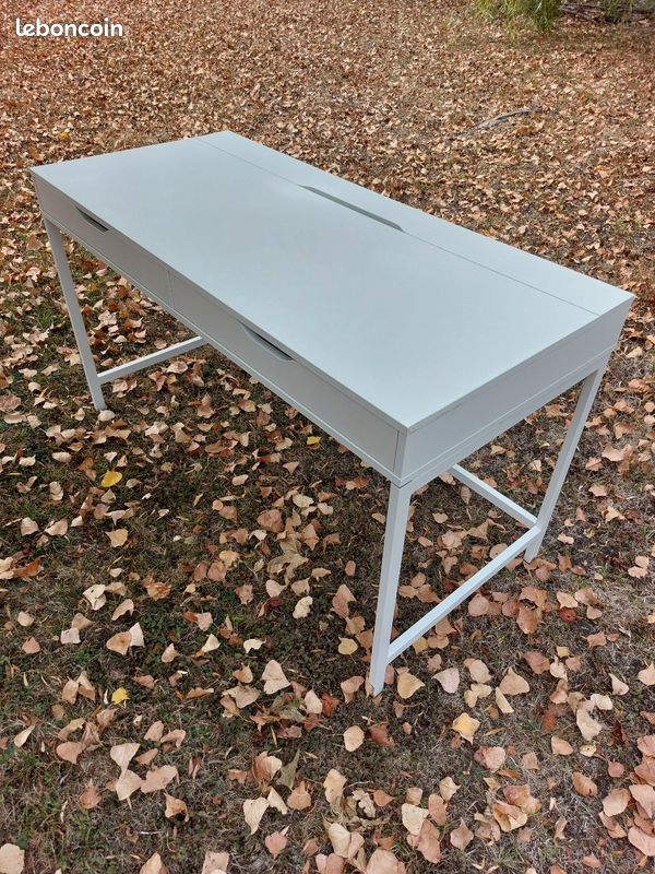 Bureau Ikea de la gamme Alex (image 1)