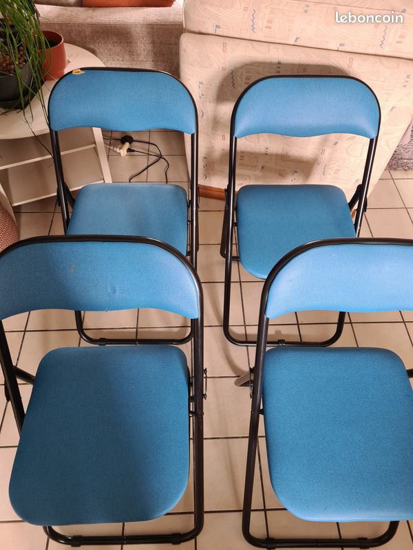 4 chaises bleues (image 1)