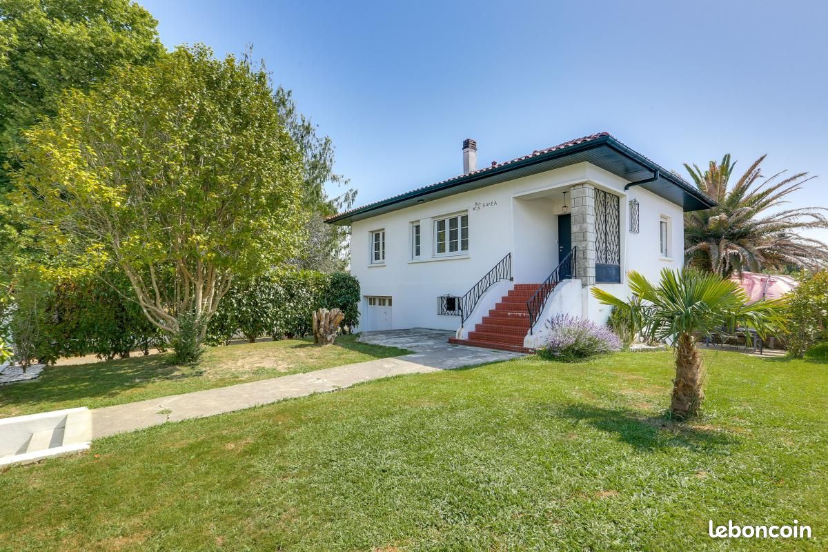 Maison 4 pièces 91 m² · à Ustaritz · 91 m² · 490 000 €