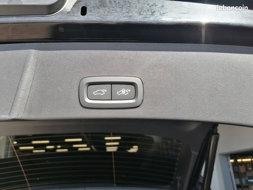 VOLVO EX40 Twin Performance 442 ch 1EDT Ultra (image 28)