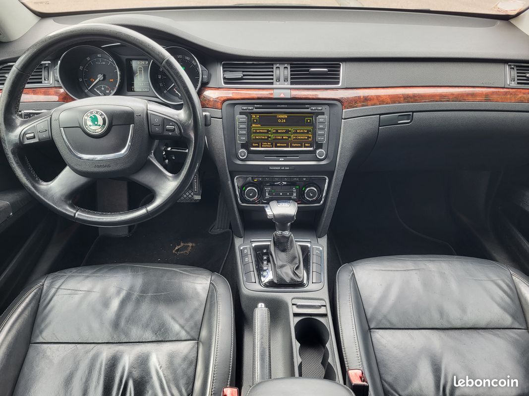 Skoda octavia superb combi 1.8 tfsi dsg7 160 cv boite automatique (image 3)