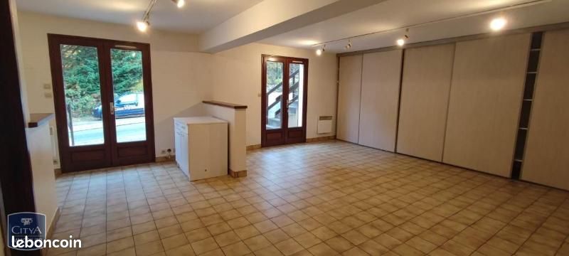 Appartement 3 pièces 65 m² · à Fontaine-le-Comte · 65 m² · 605 €/mois