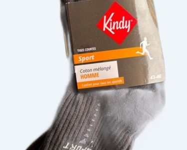 Lots de Chaussettes kindy taille 43-46 Vêtements