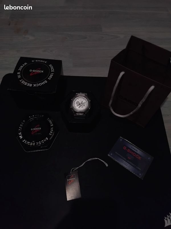 Montre g-shox blanche (image 1)