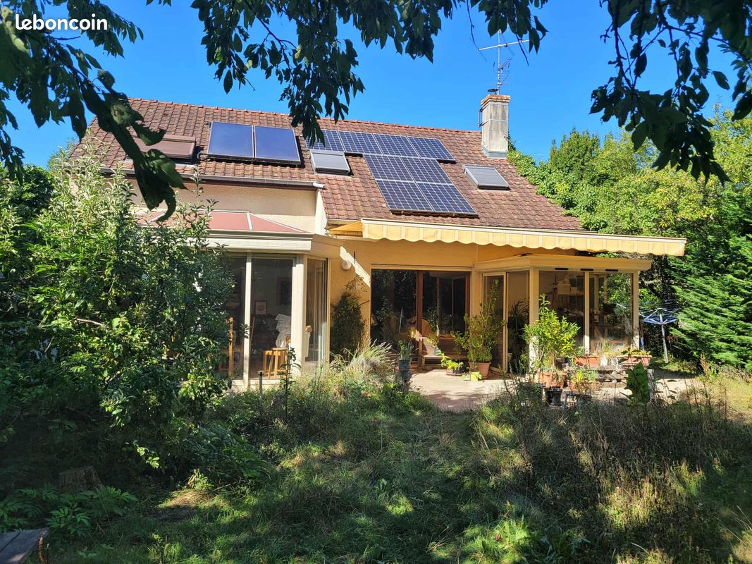 Maison 8 pièces 147 m² · à Bretigny · 147,2 m² · 365 000 €