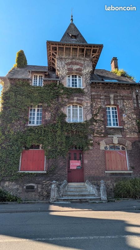 Maison 7 pièces 183 m² · à Clères · 183 m² · 230 000 €