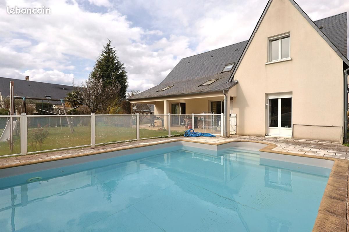 Maison 8 pièces 200 m² · à Saint-Cyr-sur-Loire · 200 m² · 650 000 €
