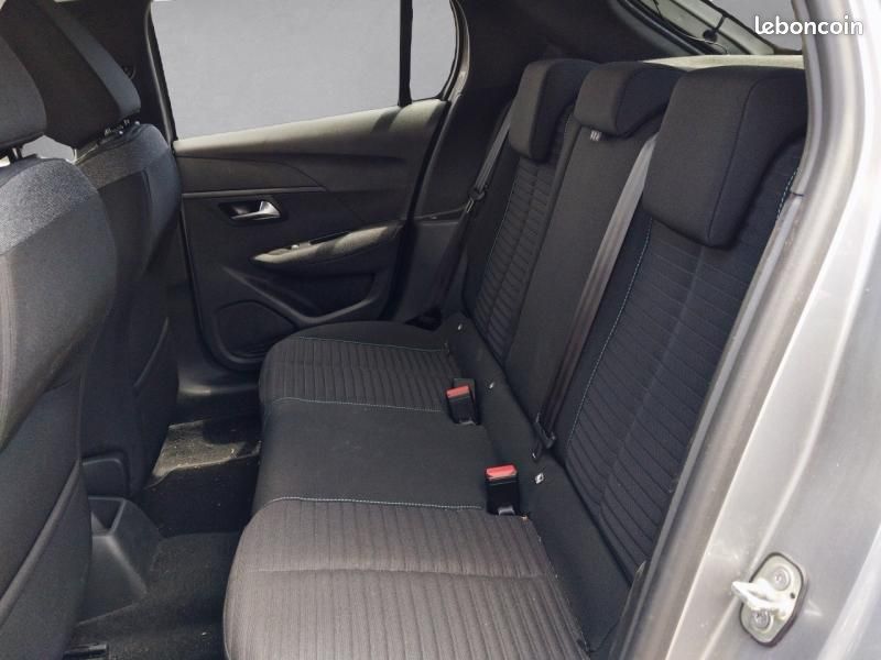 Peugeot 208 1.2 PureTech 100ch S&S Style (image 10)