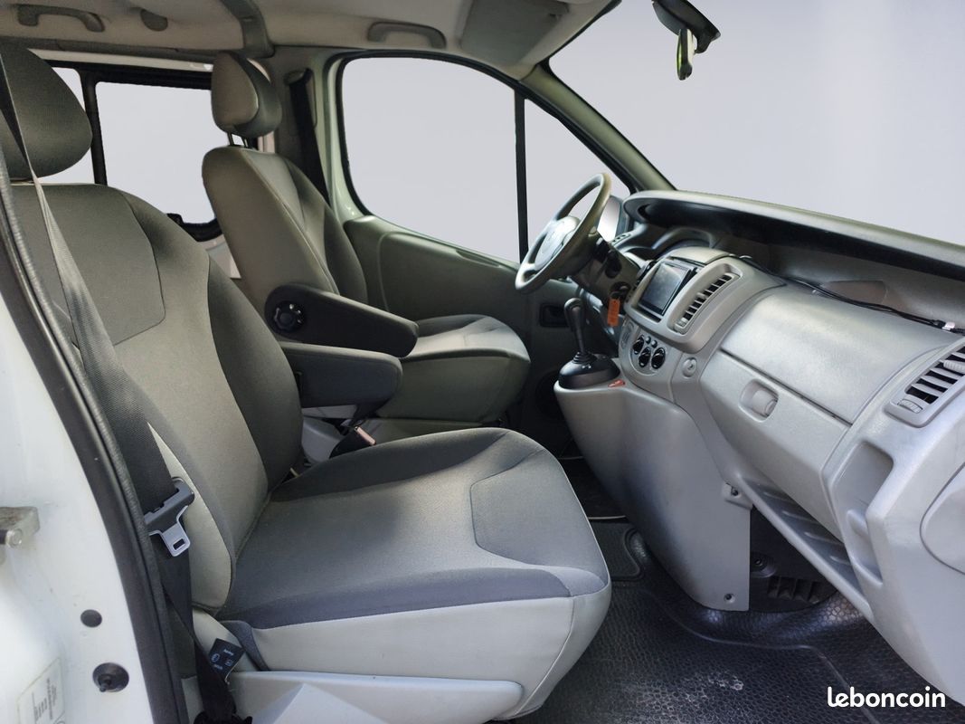 Renault trafic fourgon gn 2.5 dci 150 l1h2 1200 kg grand confort bvr garantie 12 mois (image 11)