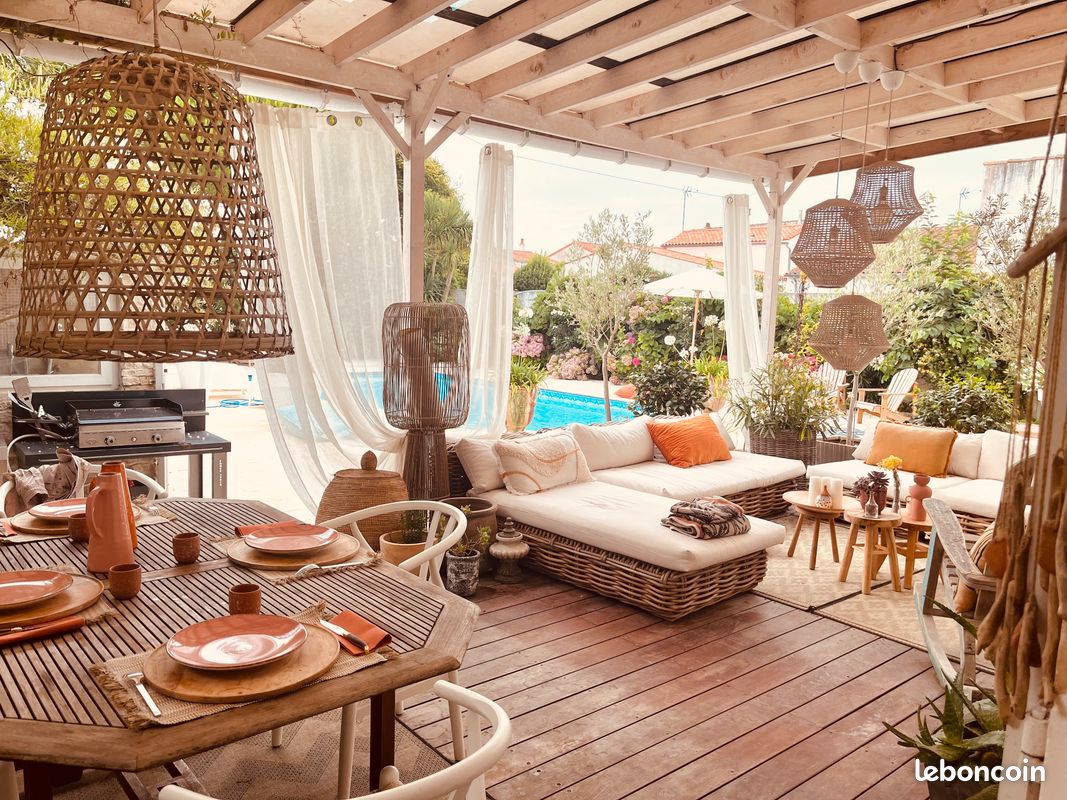Maison 6 pièces 208 m² · à Saint-Rogatien · 208 m² · 990 000 €