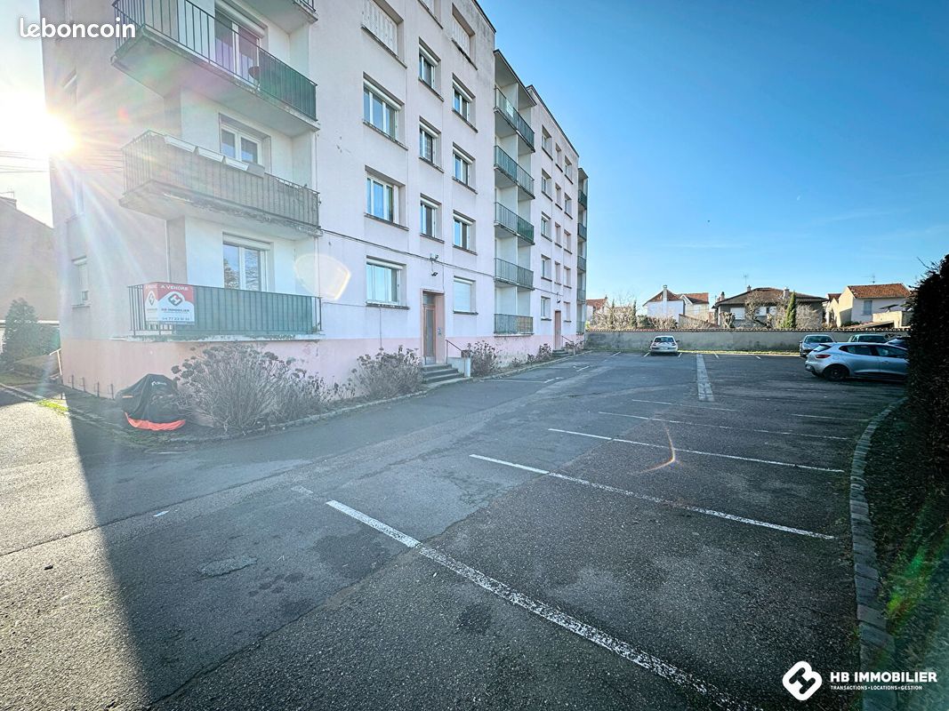 Appartement 3 pièces 56 m² · à Roanne · 56 m² · 60 000 €