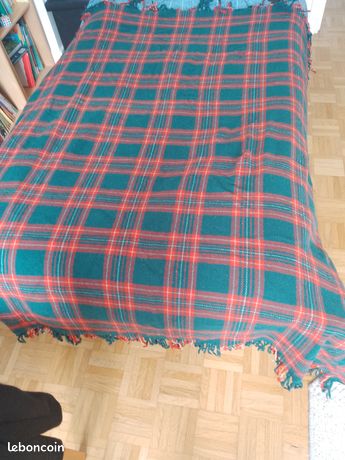 Couverture de pique-nique en laine recyclée en tartan antique