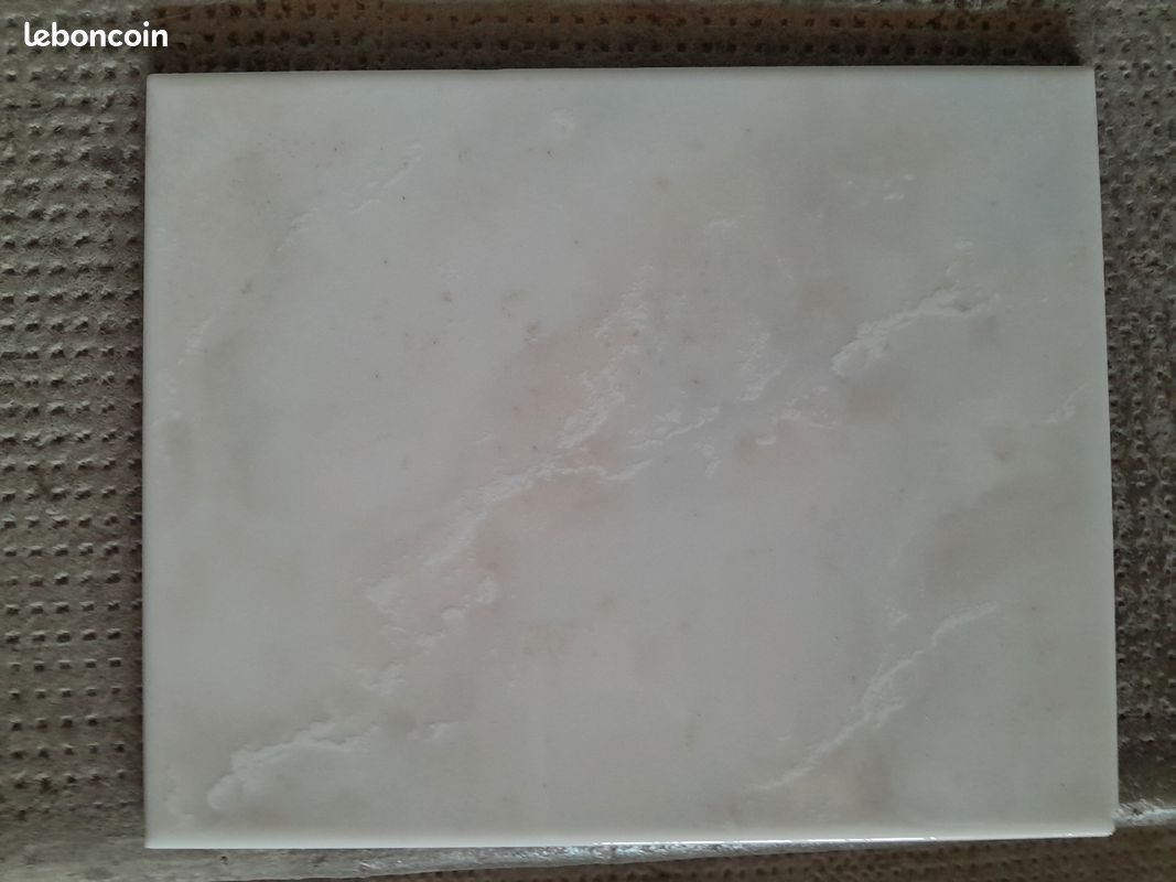Carrelage émaillé brillant (image 3)