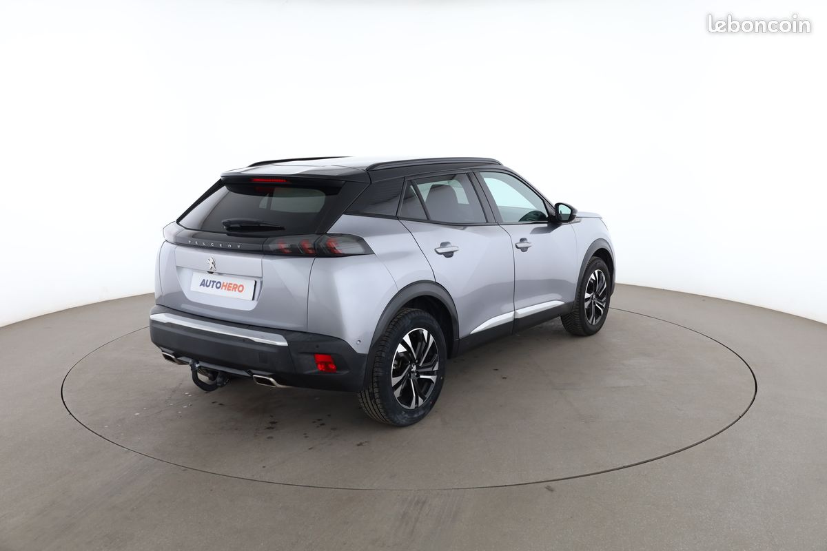 Peugeot 2008 1.2 PureTech GT Line 130 ch (image 3)