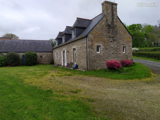 Longère dans corps de ferme