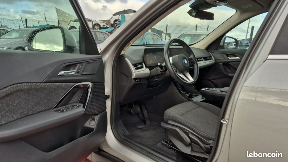 Bmw x1 u11 sdrive 18i 136ch dkg7 business design (image 19)