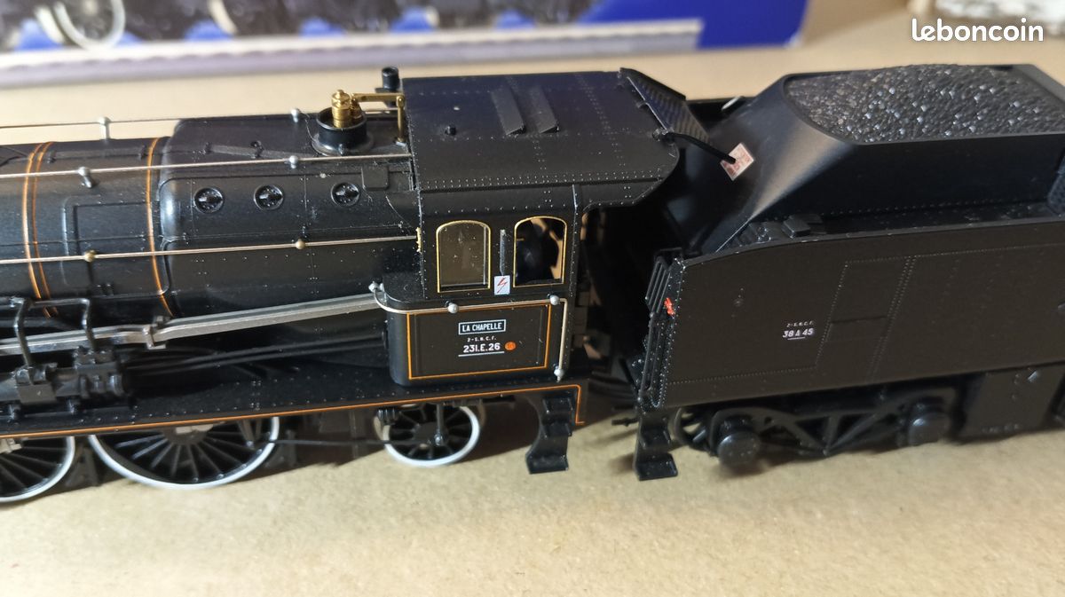 LOCOMOTIVE VAPEUR 231 E 42 noire SNCF Nord Chapelon Roco HO EUR 111,11