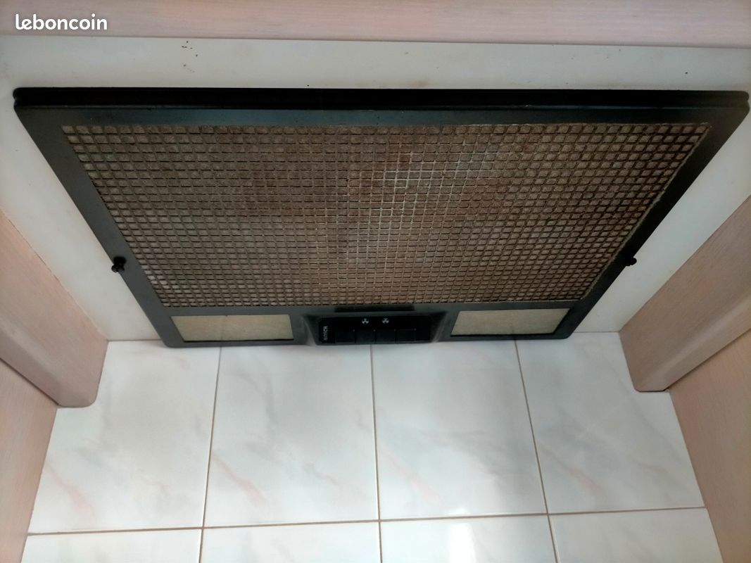 Plaque induction avec hotte - Électroménager