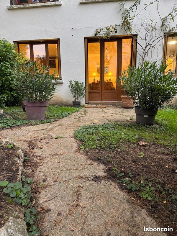 Appartement 2 pièces 50 m² · à Versailles · 50 m² · 1 550 €/mois