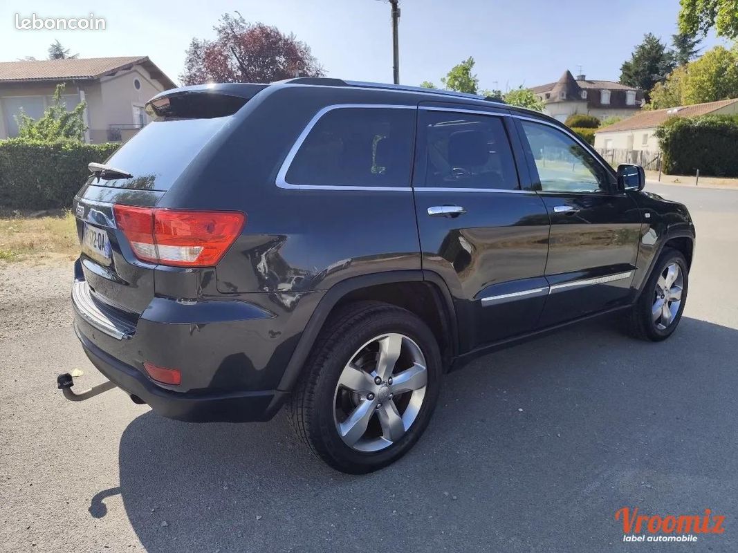 Jeep Grand Cherokee 3.6 PENTASTAR FLEXFUEL 285 OVERLAND AWD BVA / REPRISE POSSIBLE (image 4)